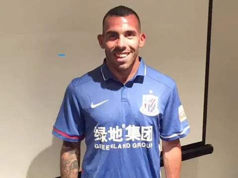 Carlos Tevez CHÍNH THỨC nhận lương kỷ lục từ Shanghai Shenhua