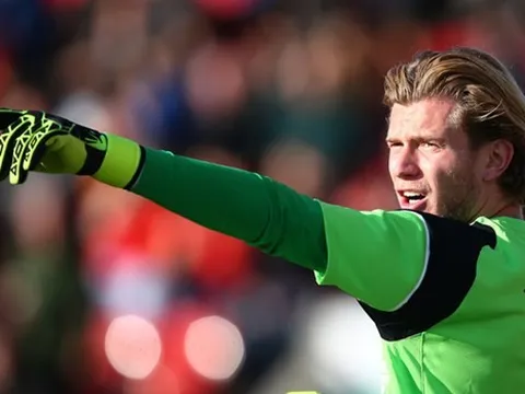 Carragher: 'Đã đến lúc Karius cần phải câm mồm'
