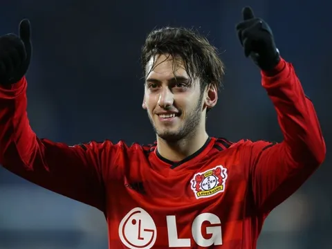 Chelsea nắm lợi thế giành chữ ký chuyên gia đá phạt Bundesliga