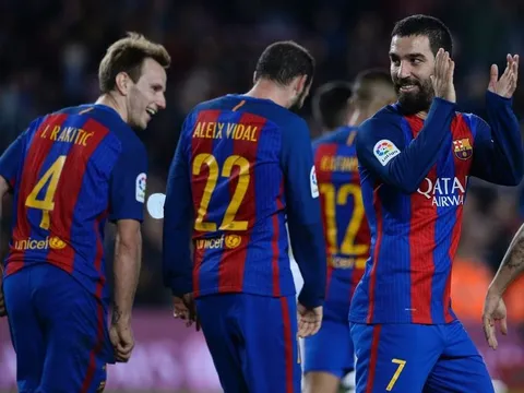 Chùm ảnh: Chiến thắng 7 sao của Barca trên sân nhà