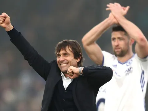 Conte cảnh báo: Chelsea có thói quen vô địch