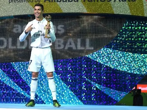 Conte gọi thương vụ Ronaldo sang TQ là điều "không tưởng"