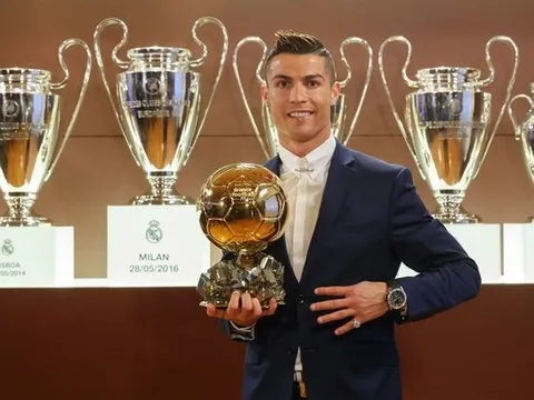 Cristiano Ronaldo đoạt Quả bóng Vàng thứ tư: Quyền của kẻ mạnh