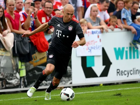 Đến Robben cũng phải e ngại Arsenal