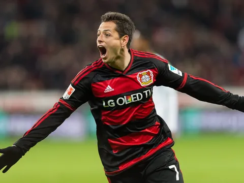 Điểm tin chiều 29/12: Herrera ăn đứt Kante; Chelsea tính tạo sốc với Chicharito