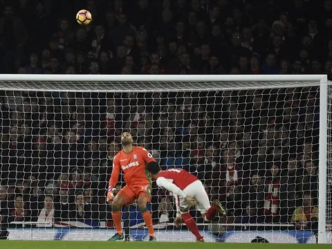 Đoàn kết, bí quyết của Arsenal