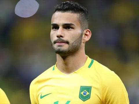 Đông này, Liverpool quyết cướp ngọc thô Brazil