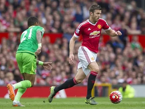 Góc Marcotti: Cái tài của Conte; Mourinho 'mất ngủ' vì Carrick