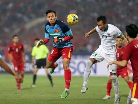 Chưa bao giờ hết lo về hàng thủ