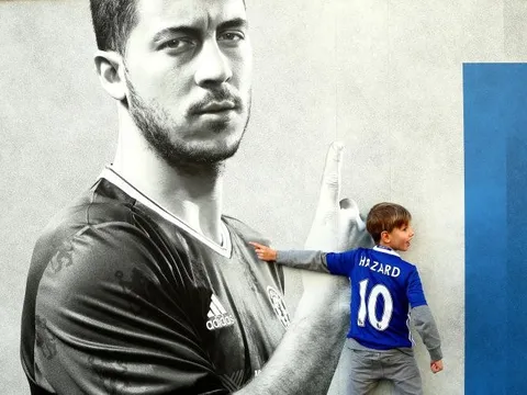 Hazard được ví với huyền thoại Arsenal