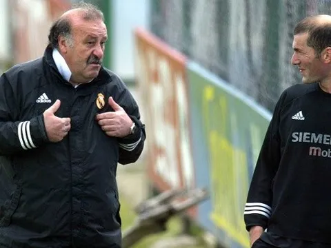 HLV Del Bosque chỉ trích truyền thông đánh giá thấp Zidane