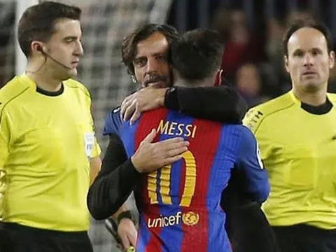 HLV Espanyol 'tâm phục khẩu phục' Messi