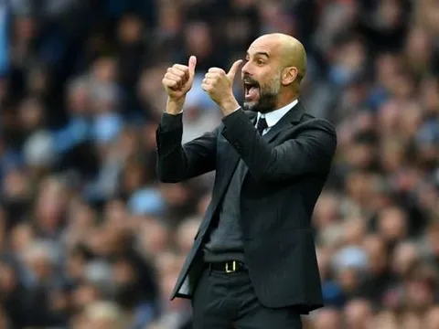 Huyền thoại M.U tố Pep Guardiola  quá ngạo mạn