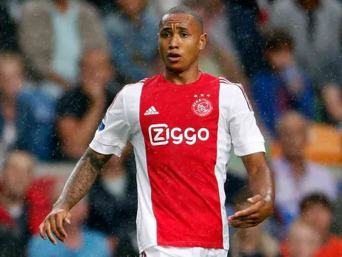 Kenny Tete -  Xứng danh “Van Bronckhorst mới”