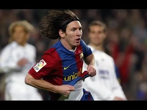 Khoảnh khắc làm nên tên tuổi của CR7, Messi hay Neymar