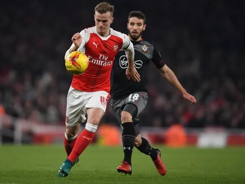 Khủng hoảng thừa, Wenger cho sao trẻ du học