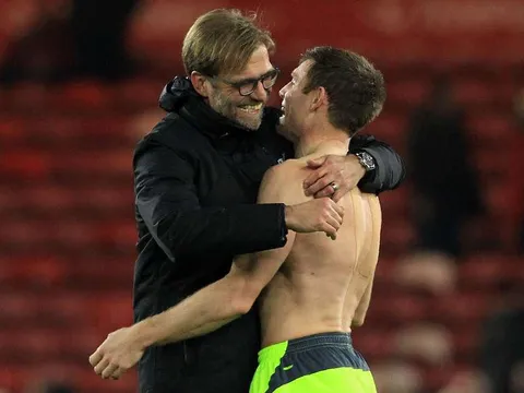 Klopp lấy Dortmund ra động viên NHM của Liverpool