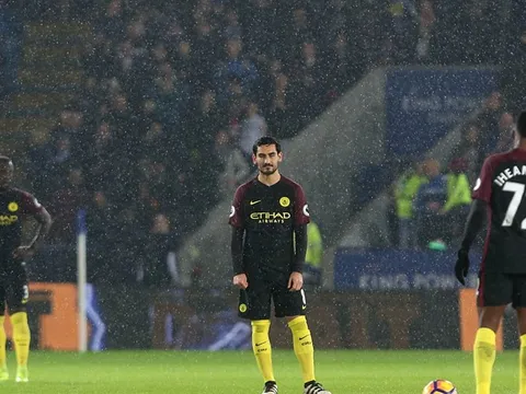 Pep Guardiola và mớ hỗn độn ở Etihad