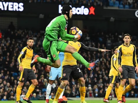 Man City và Spurs cùng thắng ngược, ngày buồn của Man United