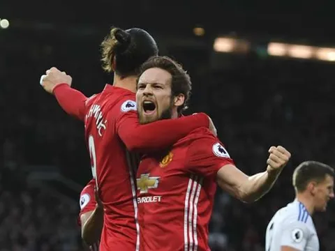 Man Utd vùi dập Sunderland trong trận cầu tràn ngập siêu phẩm