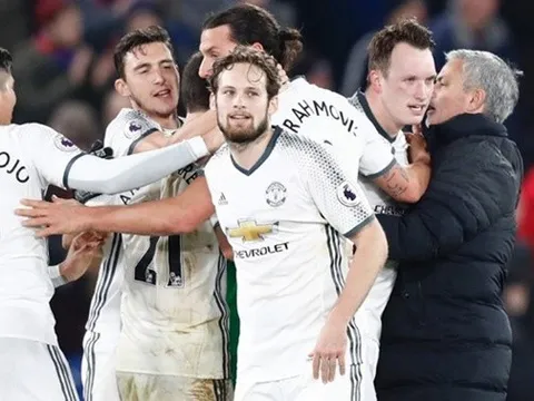 Bí quyết nào đằng sau sự trỗi dậy của Manchester United?
