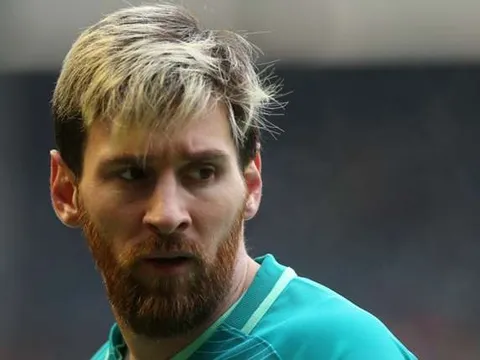 Messi chưa đả động gì đến hợp đồng mới