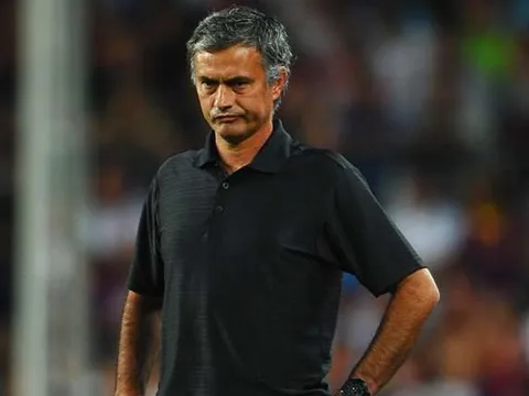 Mourinho chỉ ra lý do M.U kém Chelsea 13 điểm
