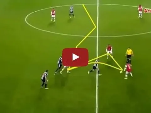 Những pha phối hợp như đá tập của Arsenal