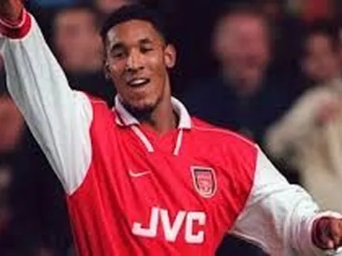 Nicolas Anelka, 'số 9' hiếm hoi thành công tại Arsenal
