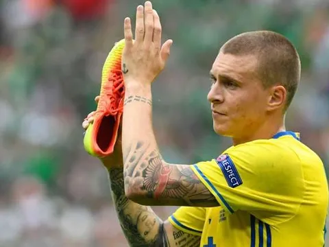 NÓNG: Dấu hiệu Victor Lindelof đã rất gần Man United
