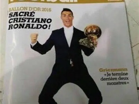Nóng: Lộ hình Ronaldo cầm QBV trên bìa tạp chí France Football