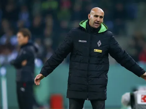 NÓNG: Thêm CLB Bundesliga trảm tướng