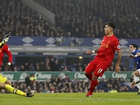 Pha bỏ lỡ đáng tiếc của Firmino trong trận đấu gặp Everton