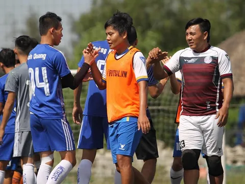 Cựu tuyển thủ Futsal tham dự giải phủi bóng đá châu Phi
