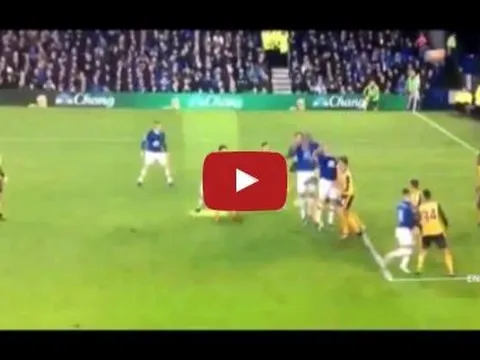 Quay chậm: Mesut Oezil khiến Arsenal bại trận trước Everton