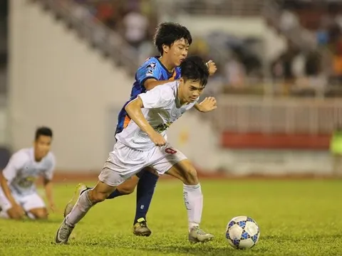 Quên Công Phượng đi, hãy gọi tên Văn Toàn