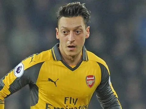 Rodriguez tới Anh, Real dồn tiền đón Oezil