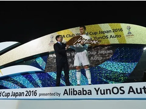 Ronaldo ẵm liền 3 danh hiệu sau chung kết FIFA Club World Cup