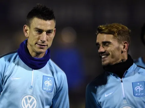 Sao Arsenal ra sức chiêu dụ Griezmann hàng tháng trời