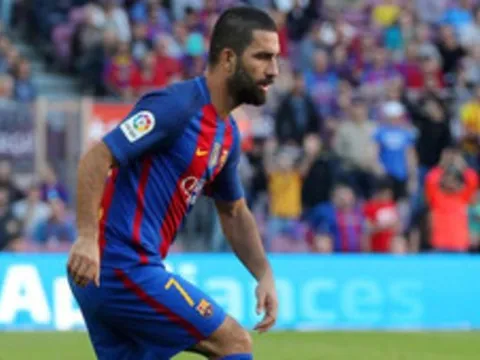 Sao Barca lên tiếng về lời đề nghị khủng từ Trung Quốc