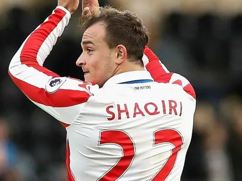Sao Thuỵ Sĩ hậm hực vì không được đầu quân Liverpool