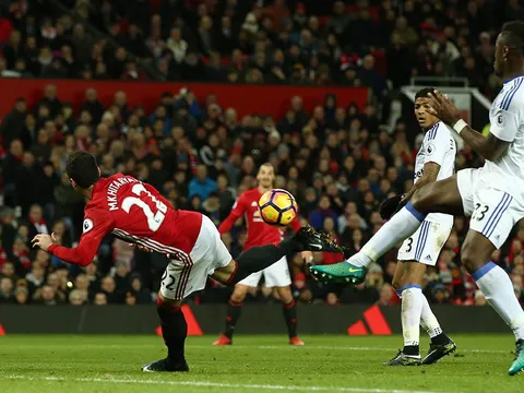 Siêu phẩm 'bò cạp' của Henrikh Mkhitaryan vs Sunderland
