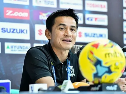 HLV Kiatisak của Thái Lan tiếc vì không gặp Việt Nam ở chung kết AFF Cup