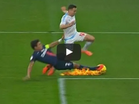 Top 10 pha tắc bóng đẳng cấp cao của Thiago Silva
