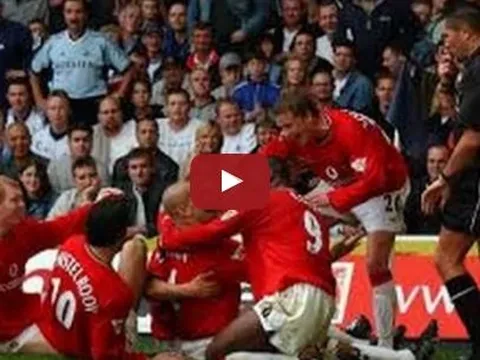 Trận cầu kinh điển: Man United 5-3 Tottenham (2001)