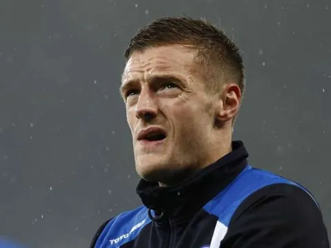 Triệt hạ đối thủ, Jamie Vardy bị 'trảm' 3 trận