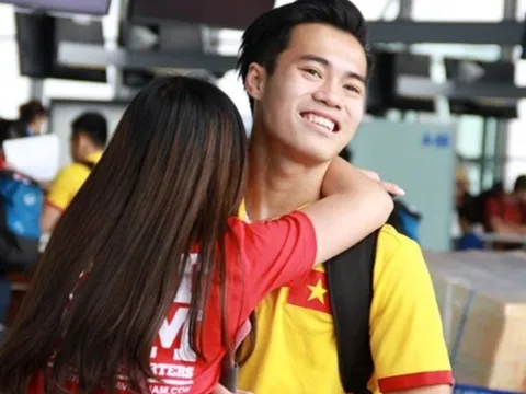 Văn Toàn: 'Tôi có tật xấu là trễ hẹn và hơi lười một chút'