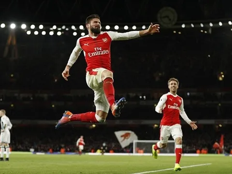 Wenger: 'Còn ai chê Giroud?'