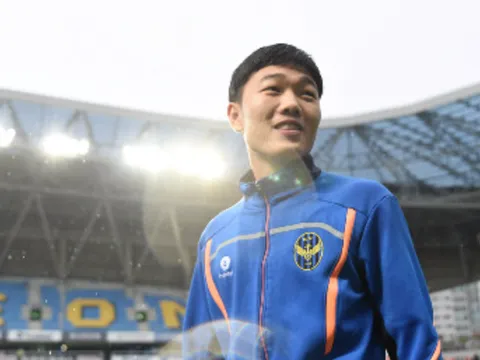Xuân Trường chính thức khoác áo Gangwon FC