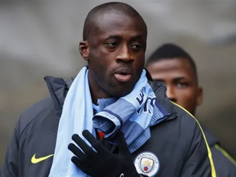 Yaya Toure gặp họa vì uống nhầm... rượu